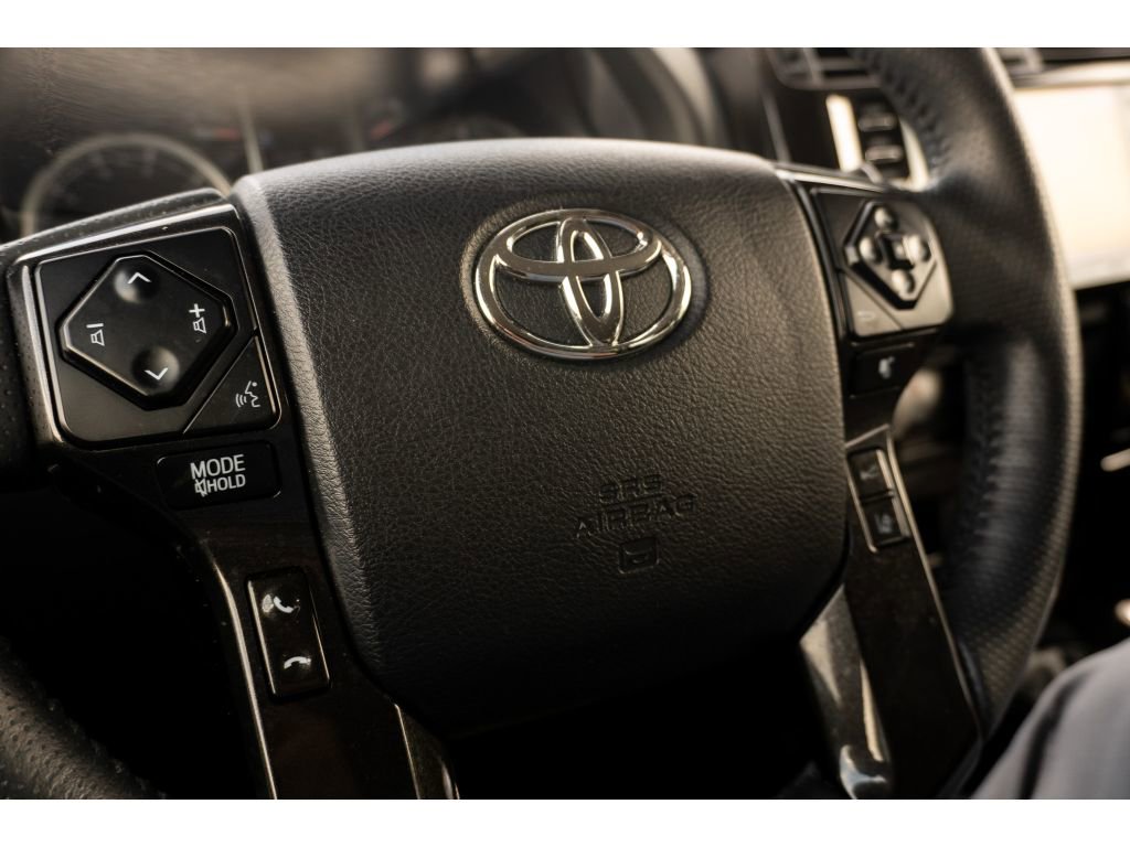 Used 2024 Toyota 4Runner TRD Off-Road AWD/4WD image 31