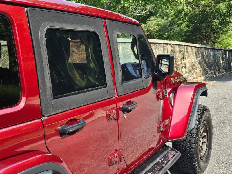 Used 2022 Jeep Wrangler Unlimited Rubicon AWD/4WD image 18