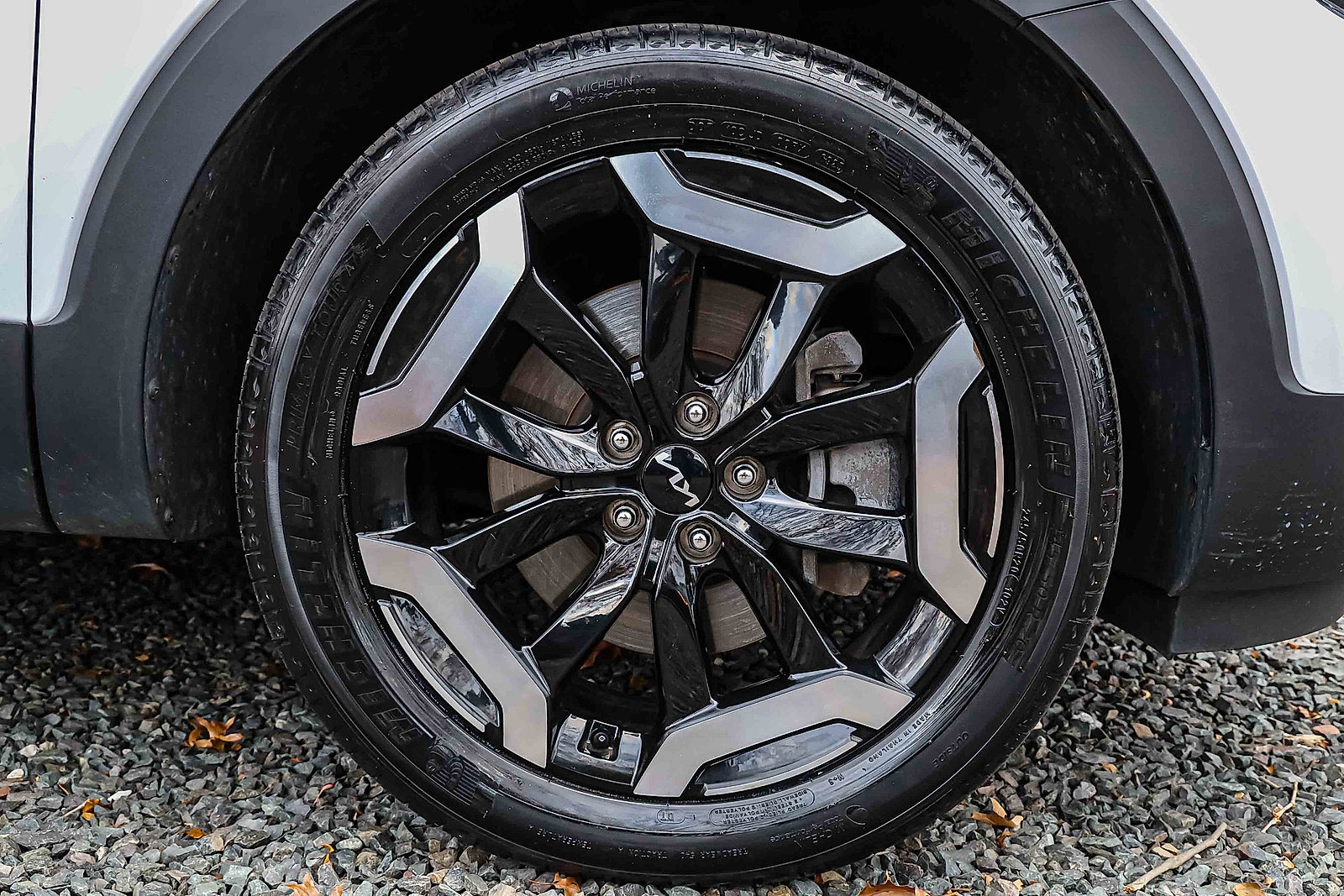 Used 2023 Kia Telluride EX w/ EX Captain's Chair Package image 28