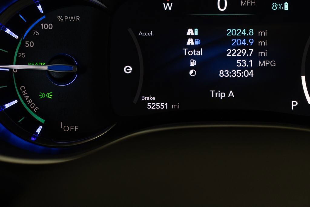 Used 2021 Chrysler Pacifica Limited w/ Uconnect Theater Family Group FWD image 33