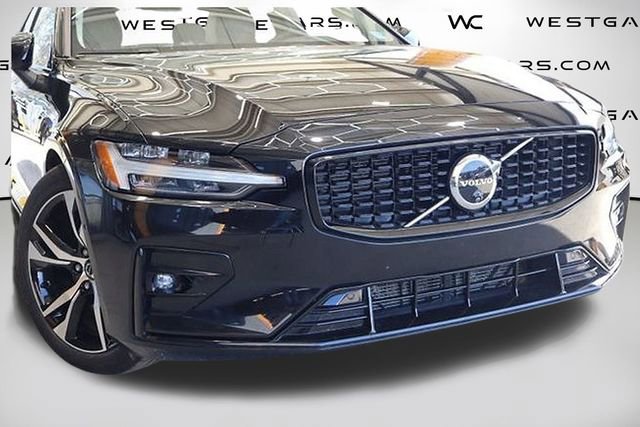 Used 2024 Volvo S60 B5 Plus image 46