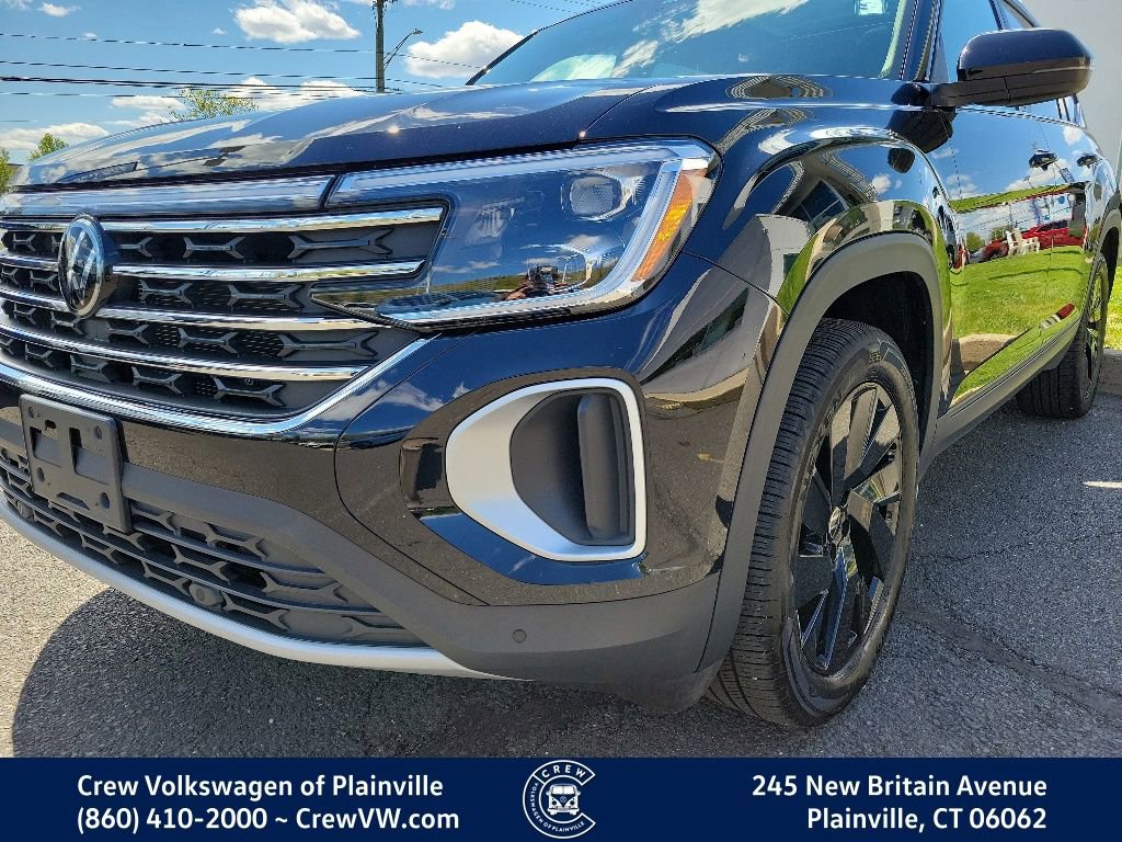 Used 2024 Volkswagen Atlas SE AWD/4WD image 25
