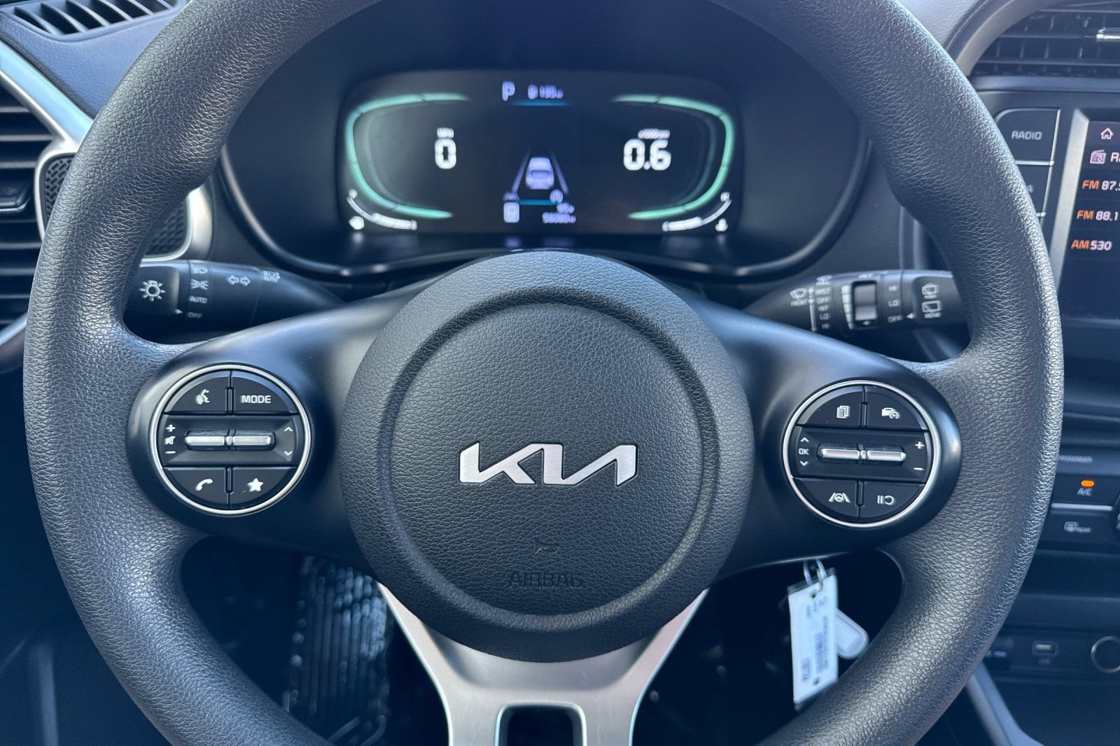 Used 2024 Kia Soul LX w/ Option Group 015 FWD image 24