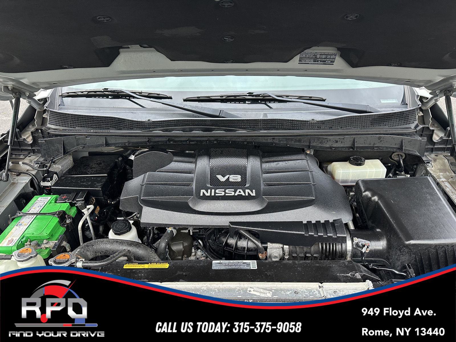 Used 2018 Nissan Titan SV w/ SV Convenience Package image 13
