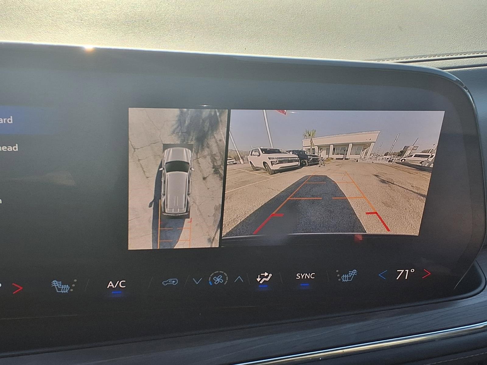 Used 2025 Chevrolet Tahoe LT image 4