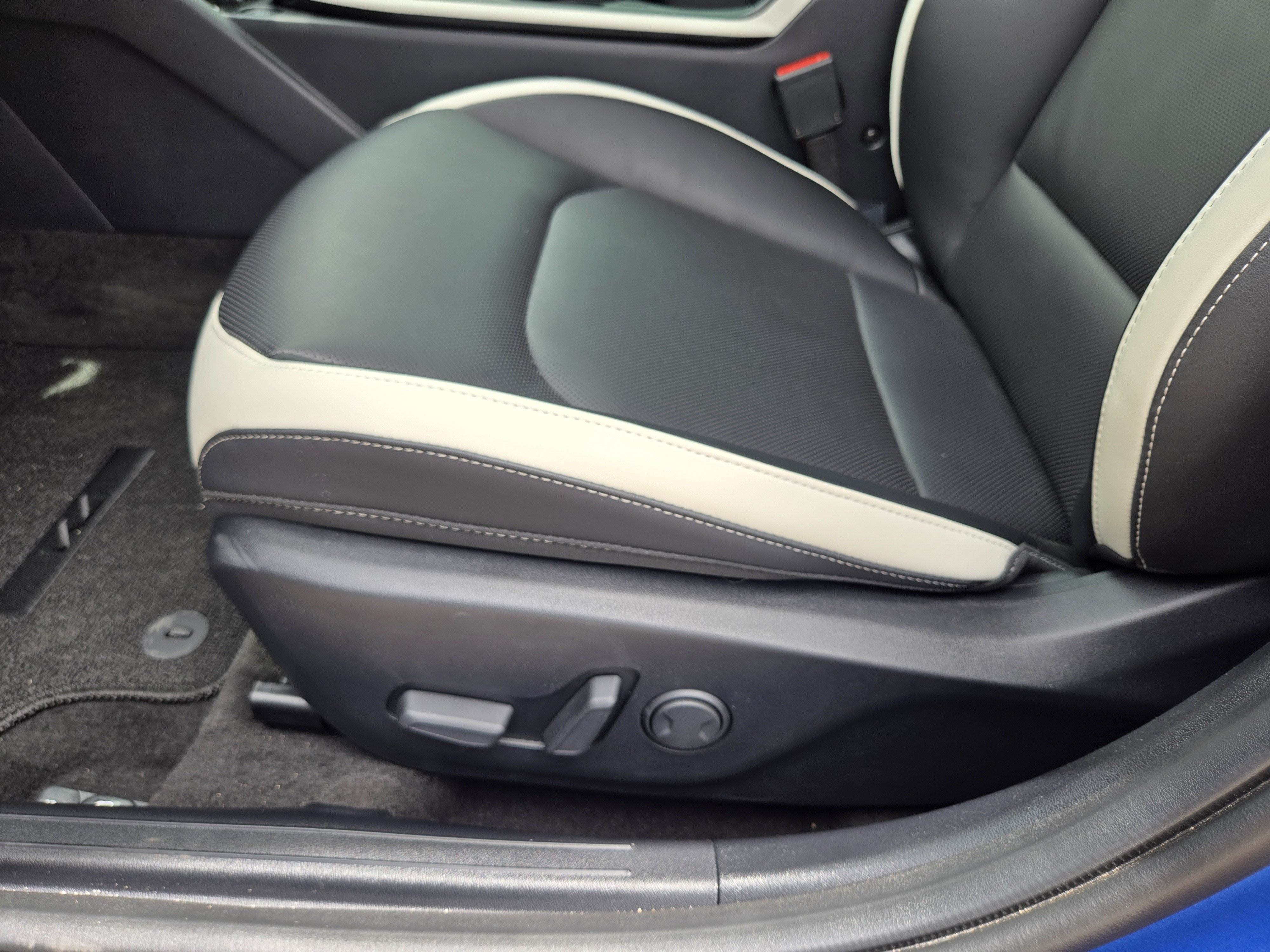 New 2025 Kia K4 GT-Line Turbo FWD image 9