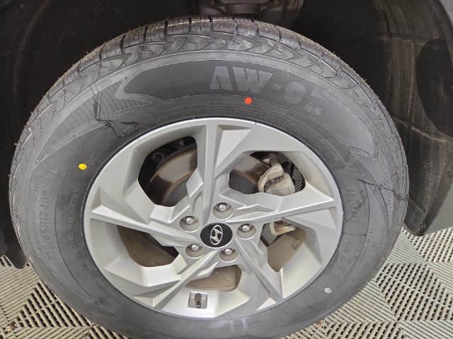 Used 2024 Hyundai Tucson SEL FWD image 11
