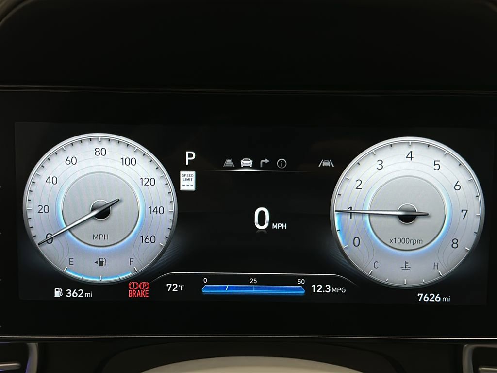 Used 2025 Hyundai Elantra SEL image 23