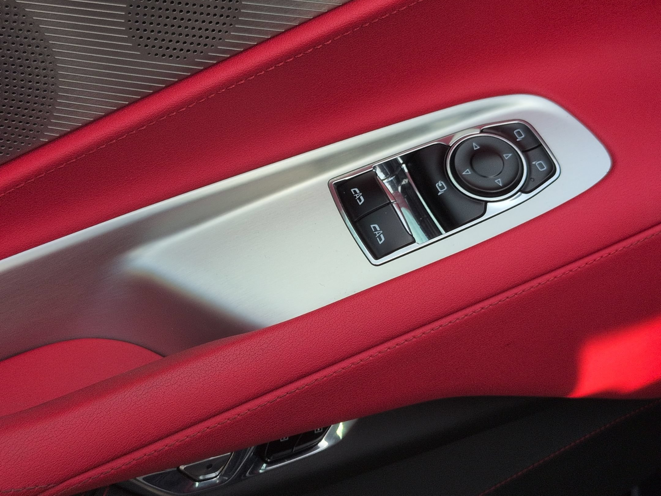 Used 2024 Chevrolet Corvette Stingray Preferred Cpe w/ Z51 Performance Package RWD image 14