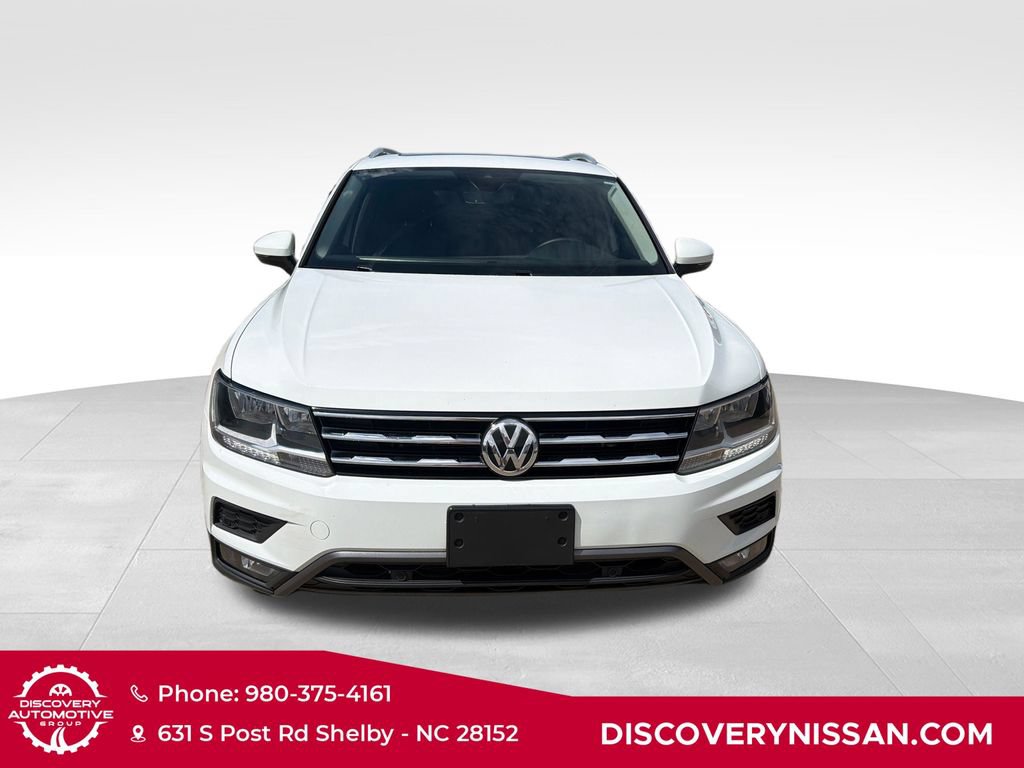 Used 2021 Volkswagen Tiguan SEL AWD/4WD image 2