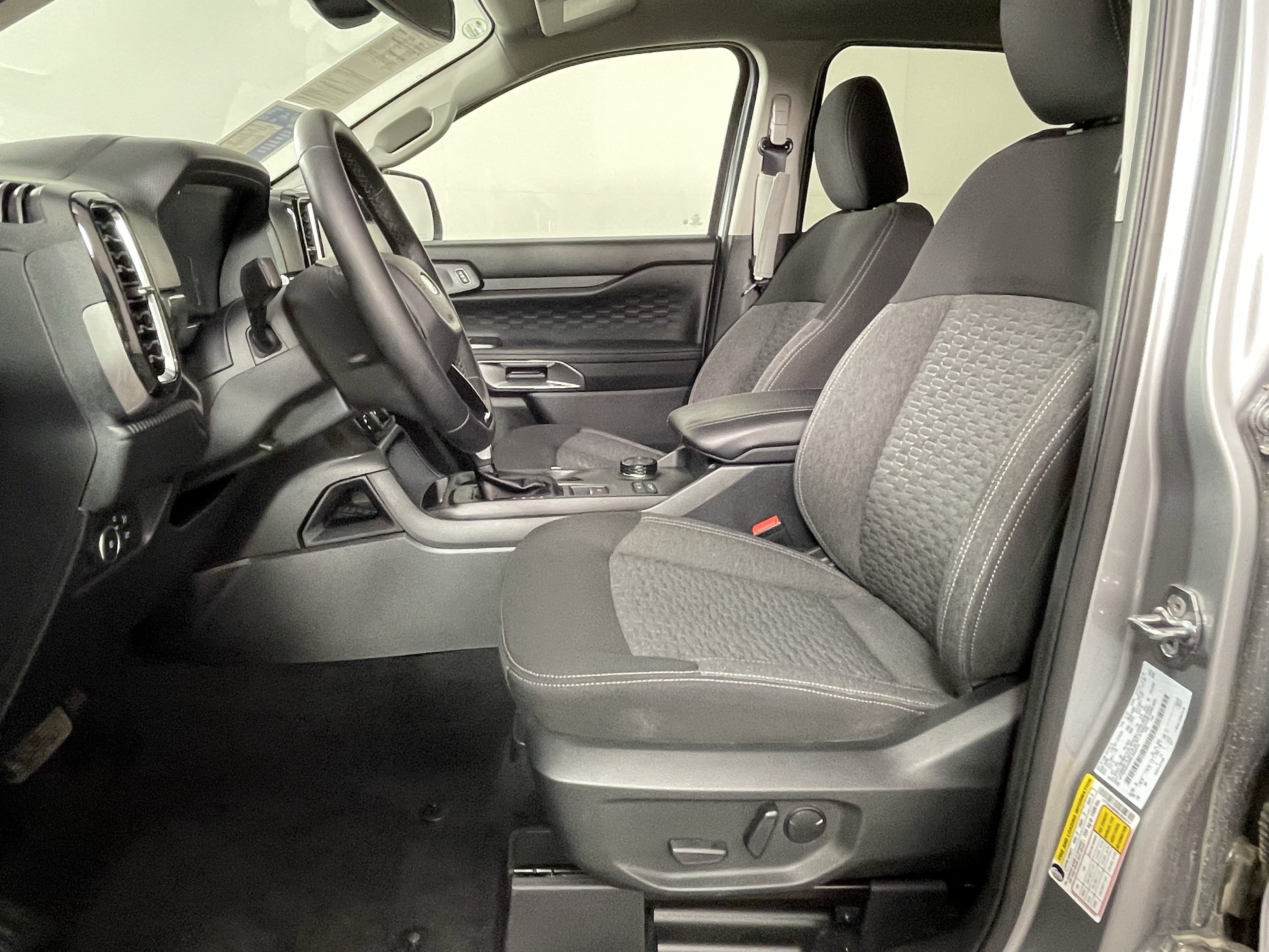 Used 2024 Ford Ranger XLT w/ FX4 Off-Road Package AWD/4WD image 10