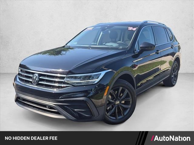 Used 2024 Volkswagen Tiguan SE