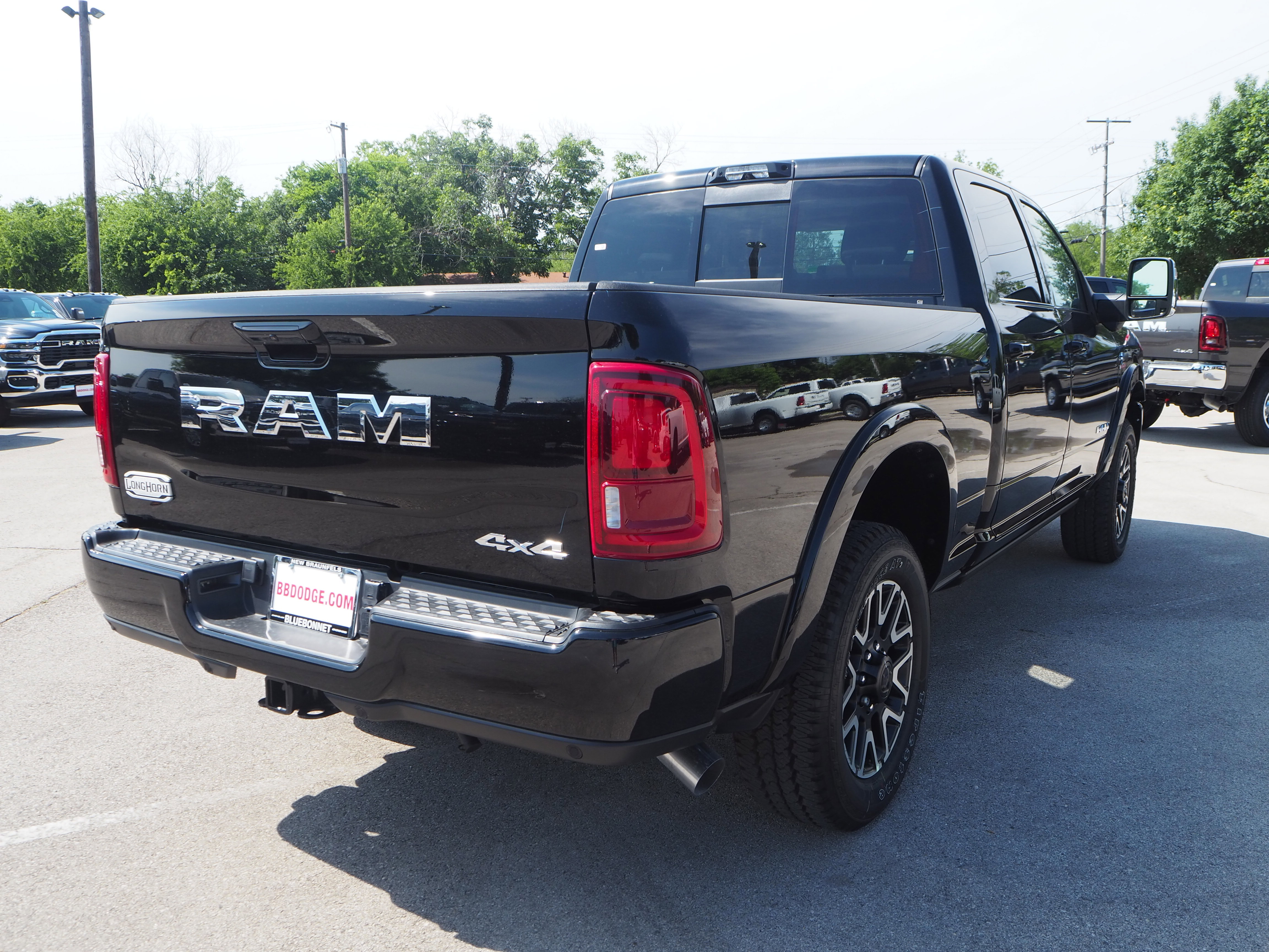 New 2025 RAM 2500 Limited AWD/4WD image 6
