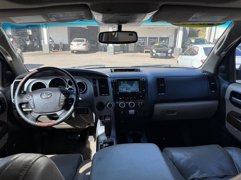Used 2010 Toyota Sequoia Platinum RWD image 13