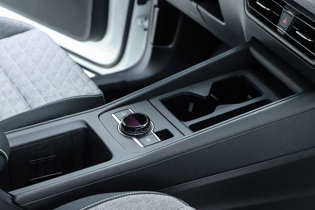 New 2026 Volkswagen Tiguan S image 33