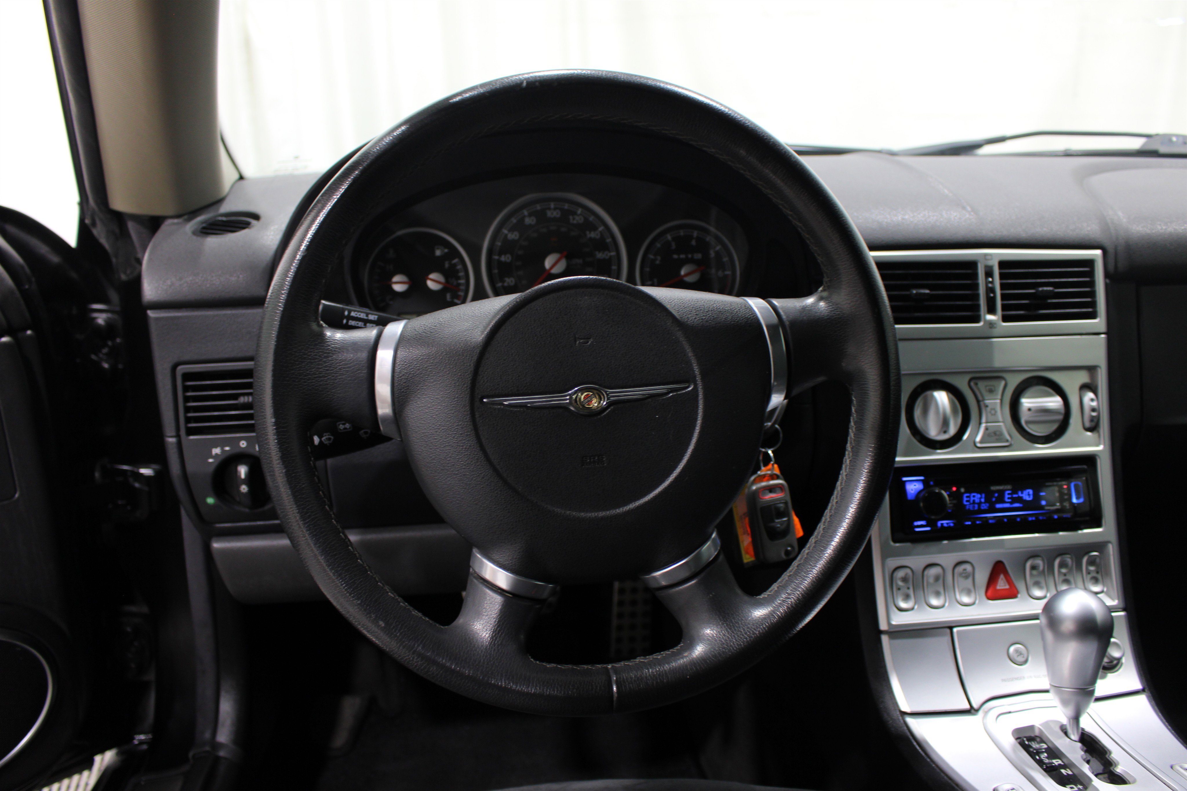 Used 2005 Chrysler Crossfire SRT-6 image 8