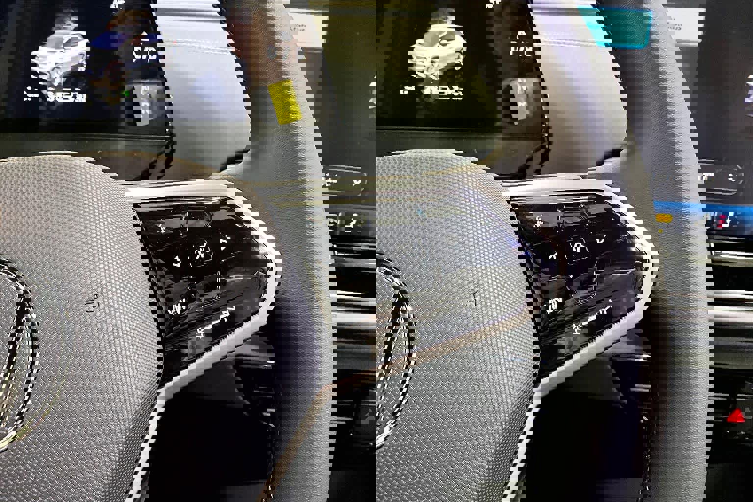 New 2026 Volkswagen ID.4 Pro image 18