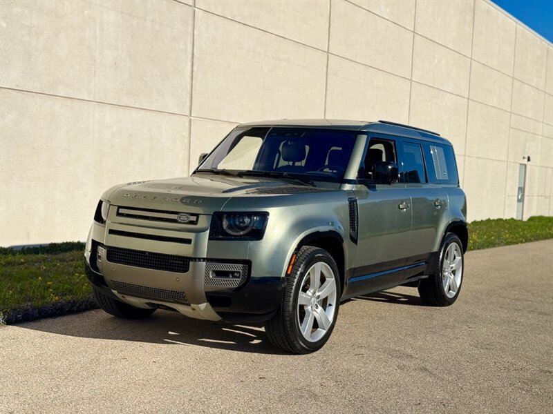 Used 2022 Land Rover Defender 110 X-Dynamic HSE AWD/4WD image 3