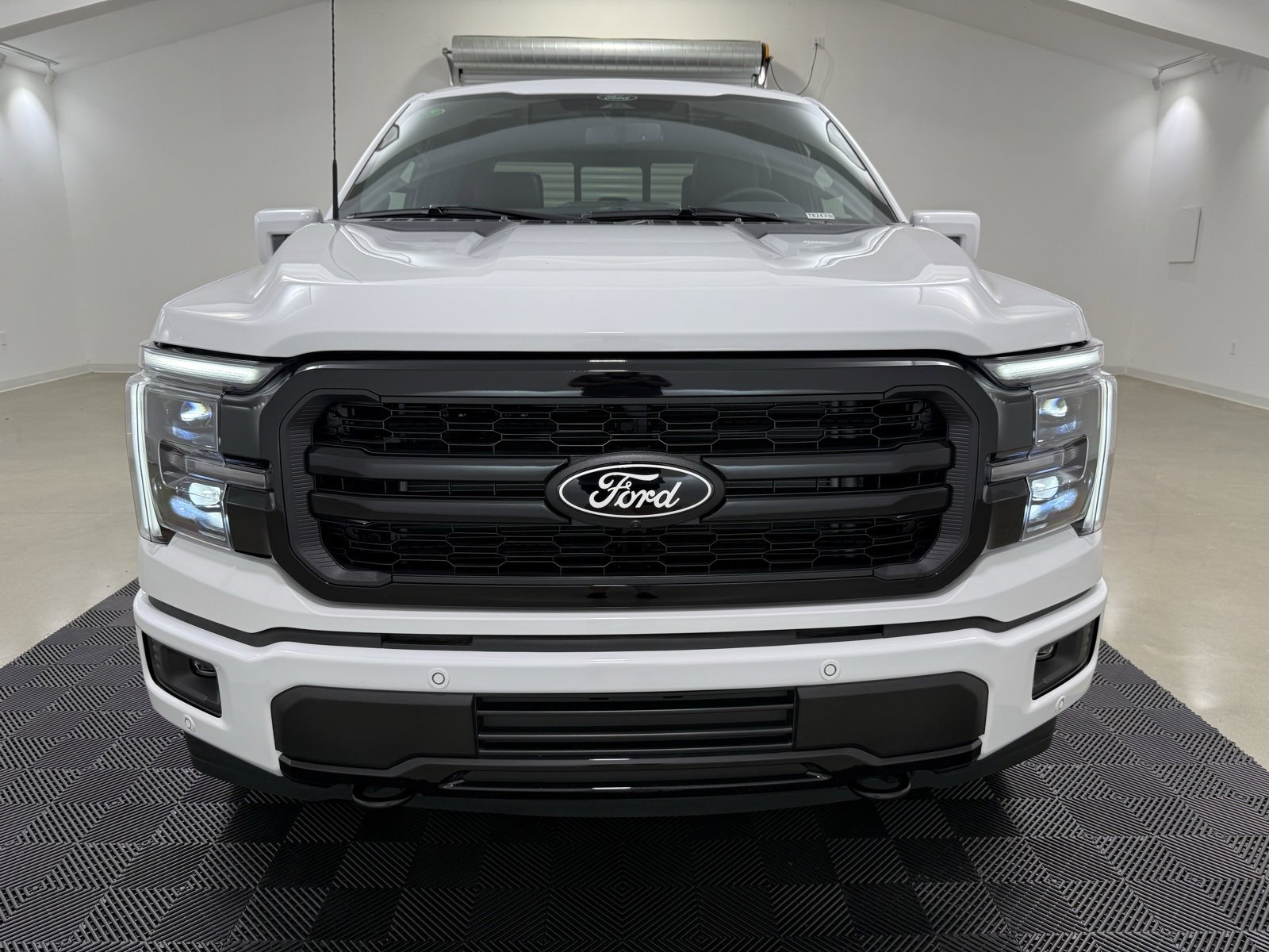 New 2025 Ford F150 Lariat w/ Equipment Group 501A Mid image 2