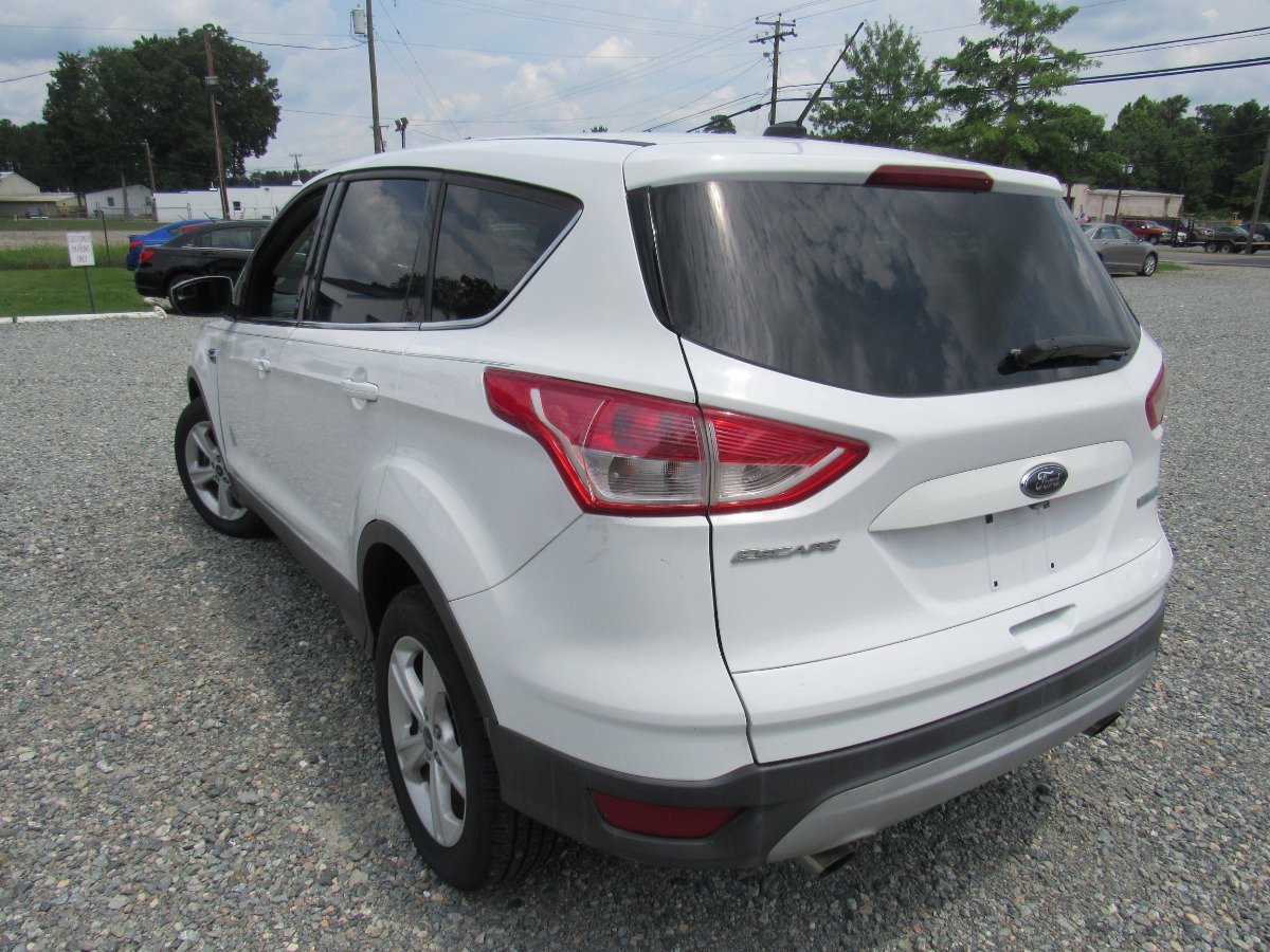 Used 2014 Ford Escape SE image 3