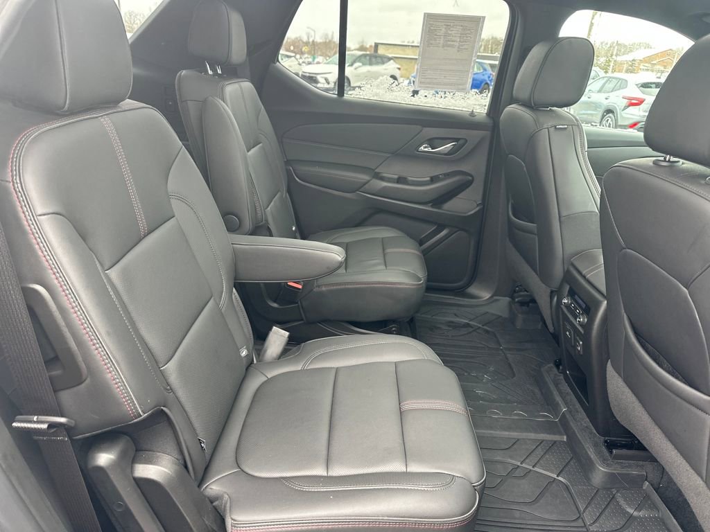 Certified 2023 Chevrolet Traverse RS w/ LPO, Floor Liner Package image 32