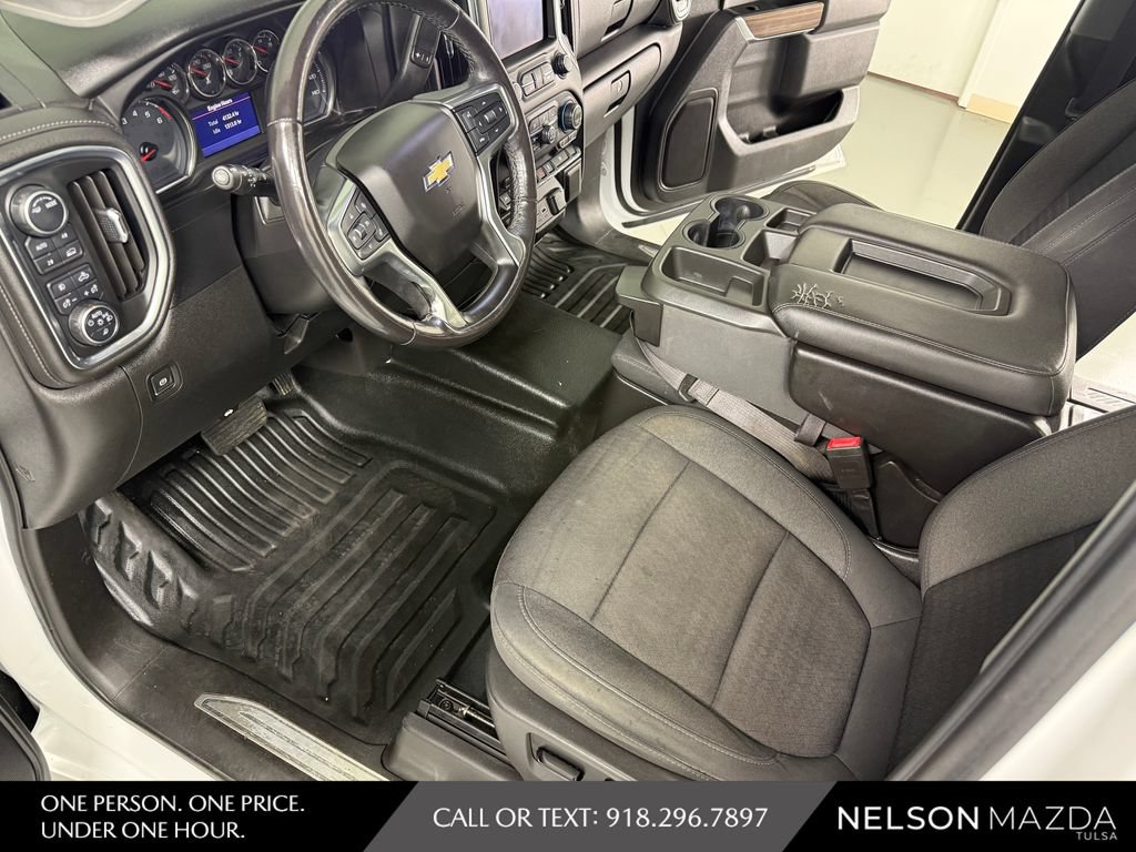 Used 2020 Chevrolet Silverado 1500 LT w/ Convenience Package AWD/4WD image 20