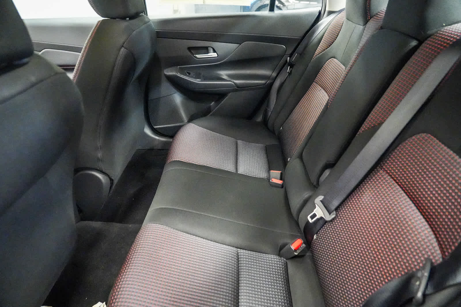 Used 2026 Nissan Sentra SR w/ Floor Mat Package FWD image 18