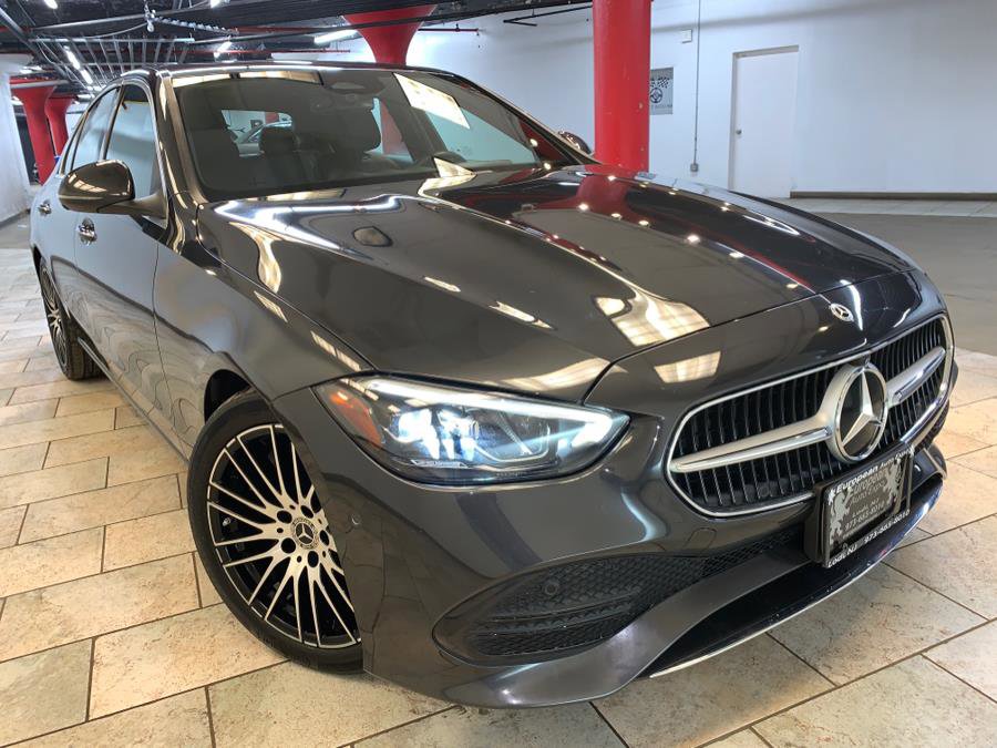 Used 2022 Mercedes-Benz C 300 4MATIC Sedan w/ Pinnacle Trim Package image 3