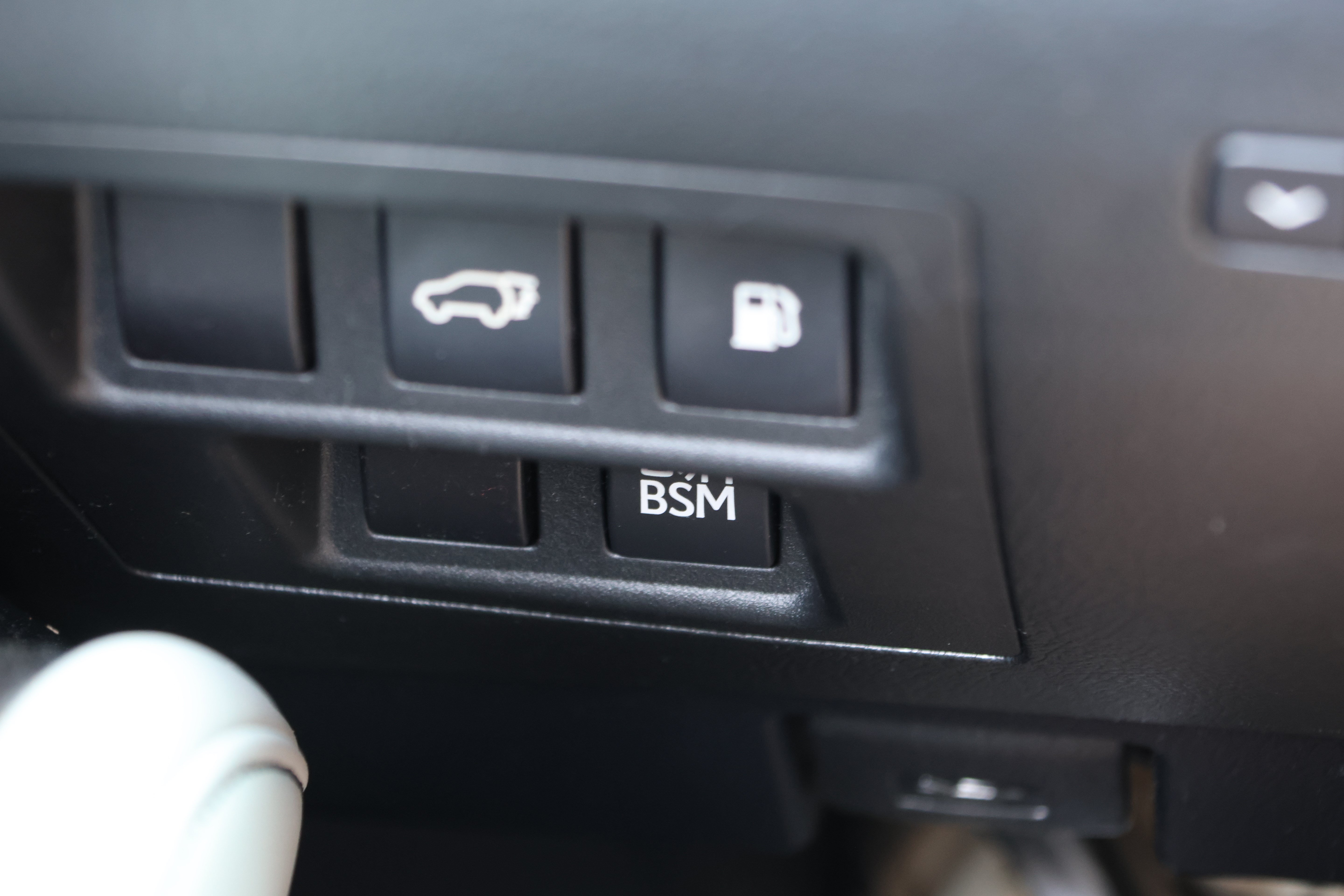 Used 2013 Lexus RX 450h FWD w/ Navigation Pkg image 15