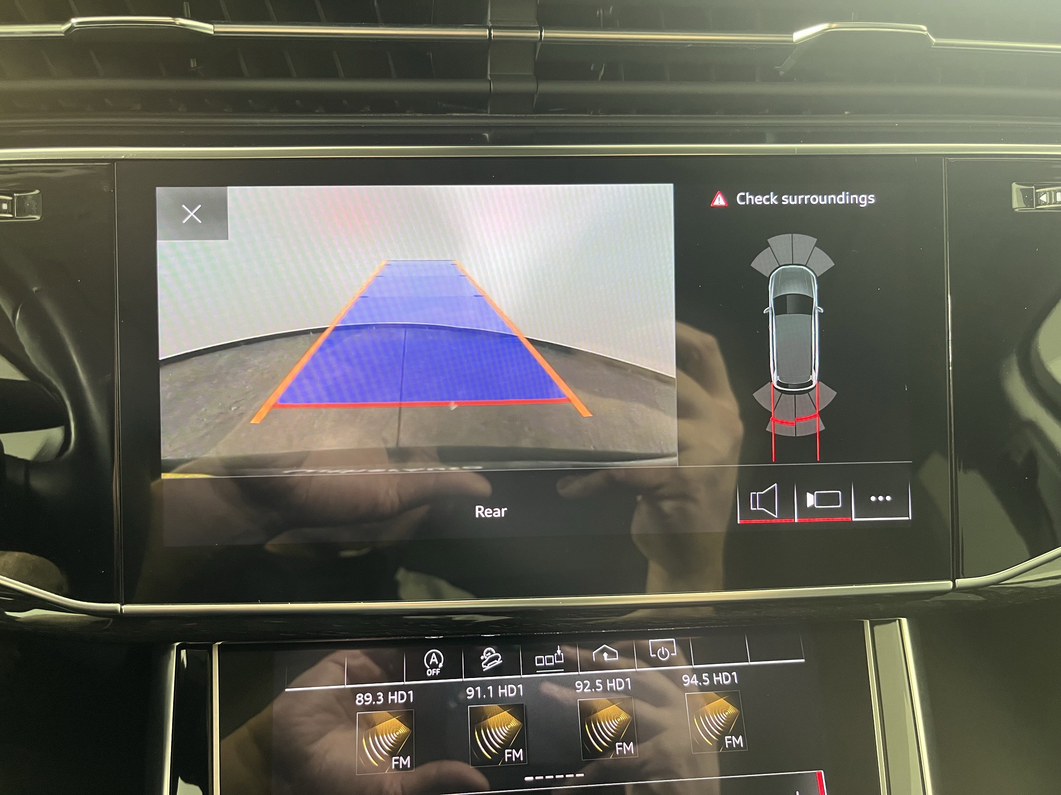 Used 2020 Audi Q7 3.0T Premium image 31