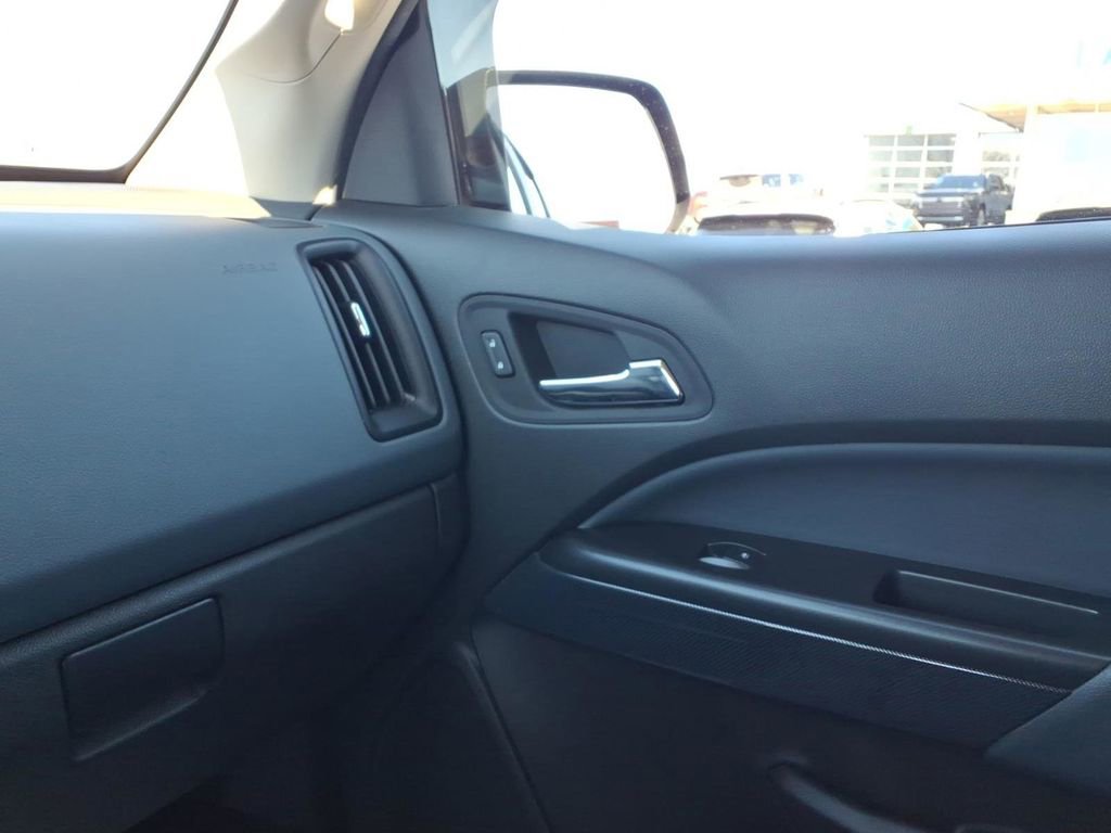 Used 2022 Chevrolet Colorado Z71 image 19