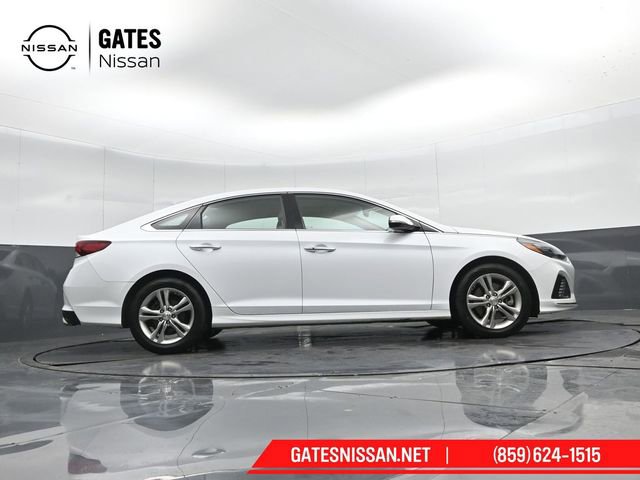 Used 2018 Hyundai Sonata Limited image 35