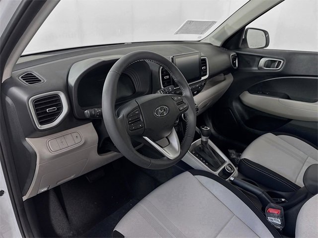 New 2025 Hyundai Venue SEL image 21