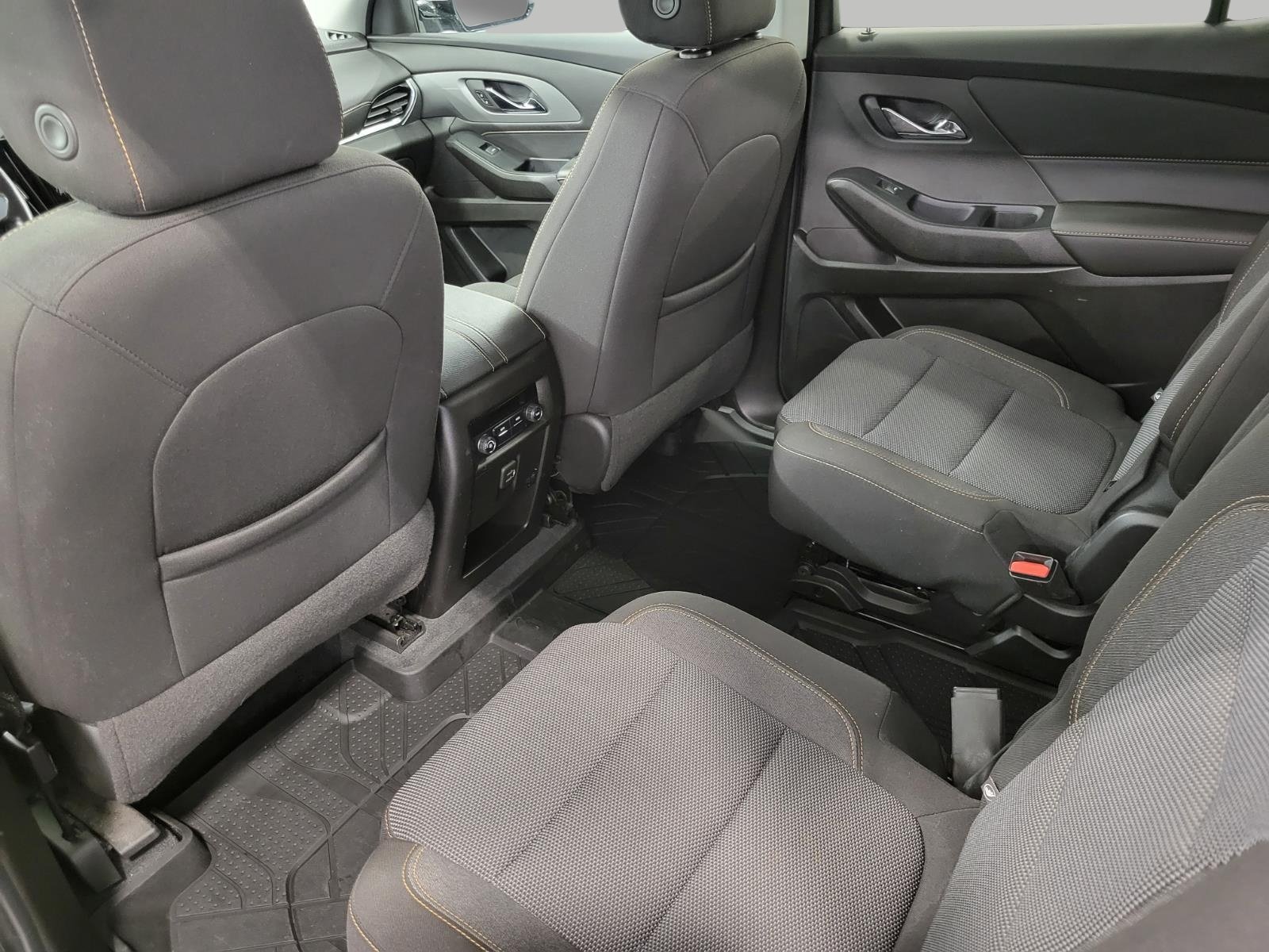 Used 2021 Chevrolet Traverse LT w/ LPO, Floor Liner Package AWD/4WD image 50