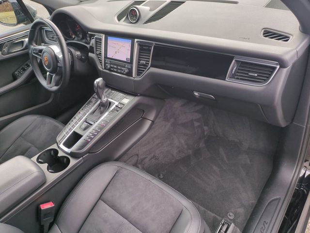 Used 2018 Porsche Macan image 19