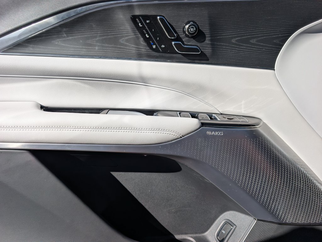 Certified 2024 Cadillac Lyriq Luxury w/ LPO, Floor Liner Package AWD/4WD image 16