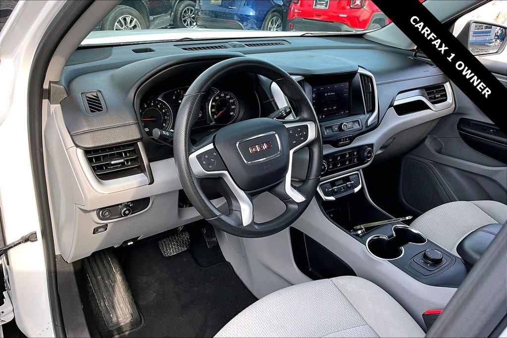 Used 2024 GMC Terrain SLE image 16