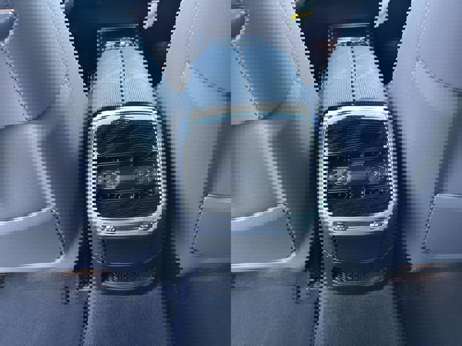 Certified 2025 BMW i7 eDrive50 w/ M Sport Package image 15