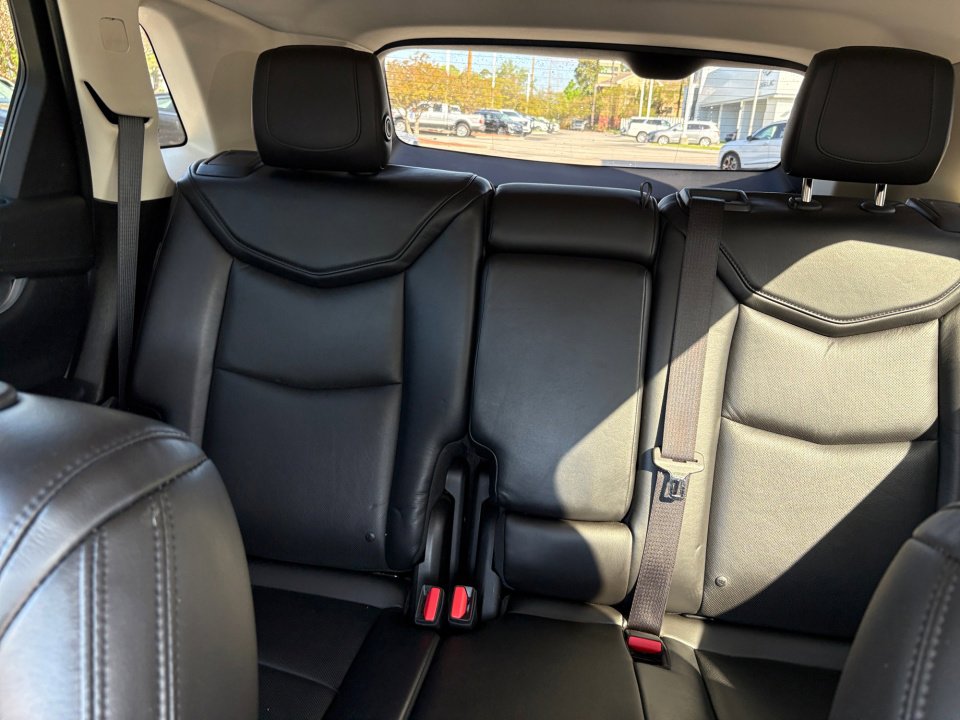 Used 2017 Cadillac XT5 Luxury image 18