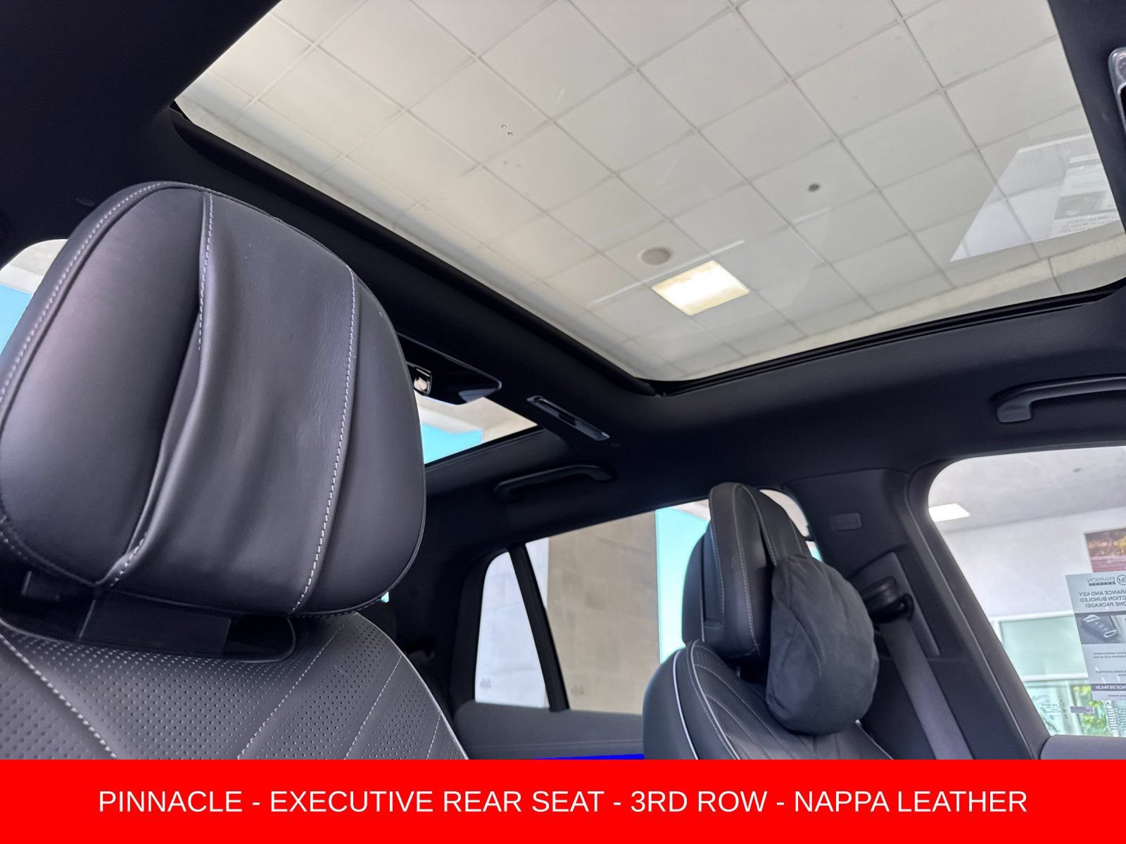 Used 2023 Mercedes-Benz EQS 580 4MATIC SUV image 17