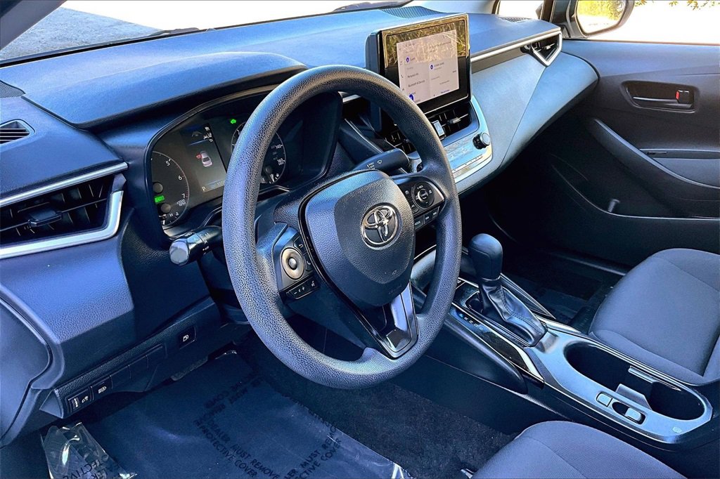 Used 2024 Toyota Corolla LE image 17