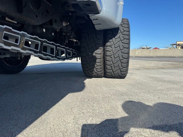 Used 2024 Ford F450 Limited w/ FX4 Off-Road Package image 35