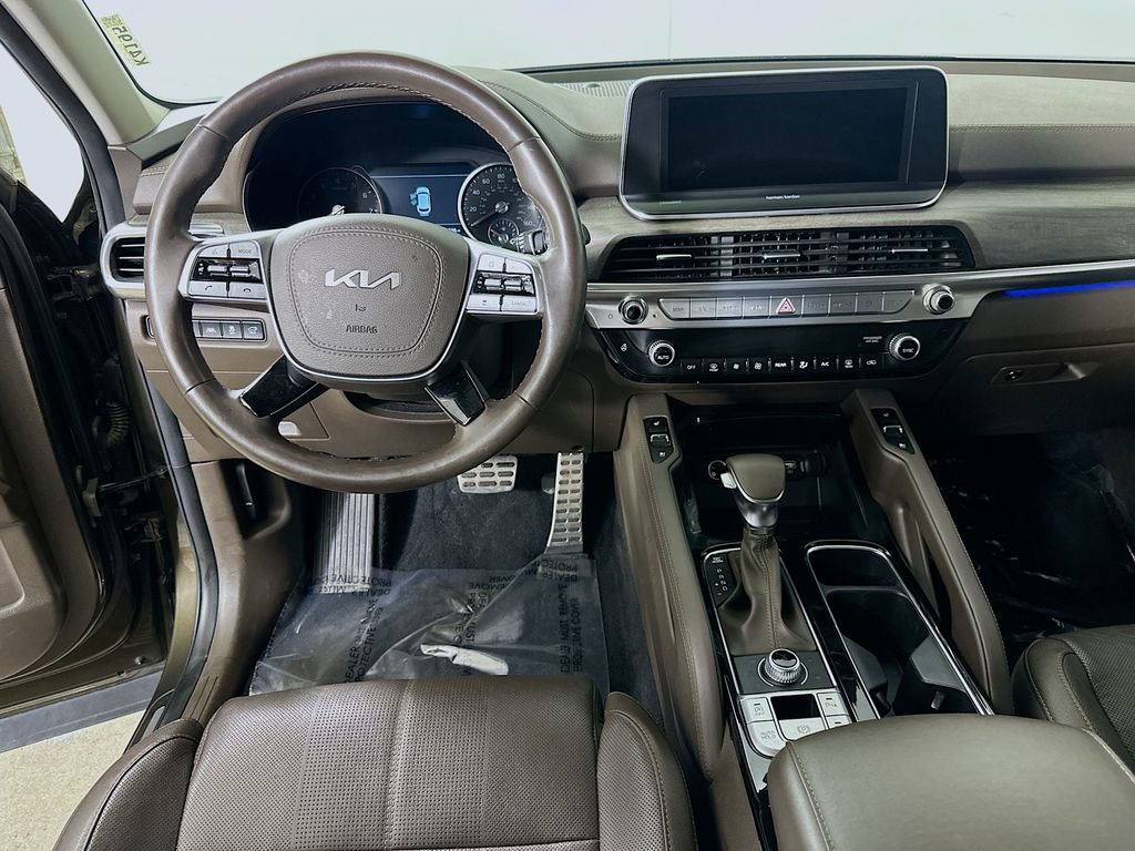 Used 2022 Kia Telluride SX w/ Nightfall Edition Package image 18