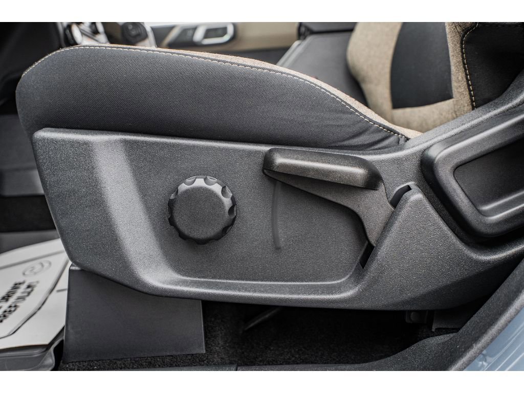 Used 2025 Ford Bronco Big Bend image 8