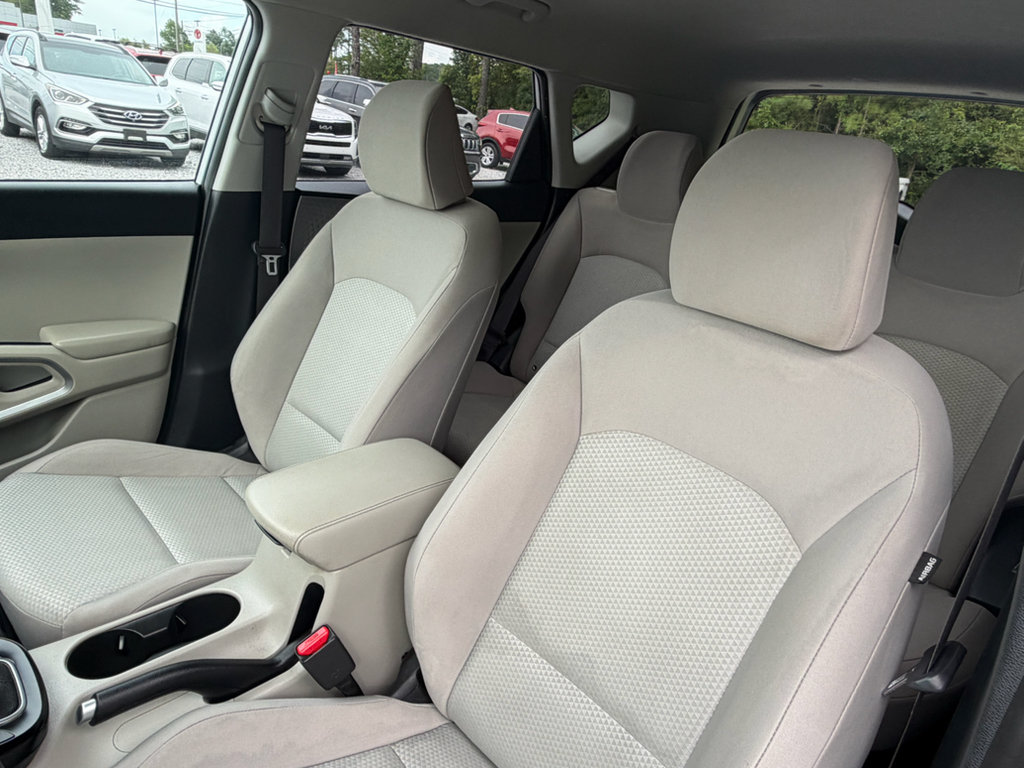Used 2021 Kia Soul LX FWD image 17