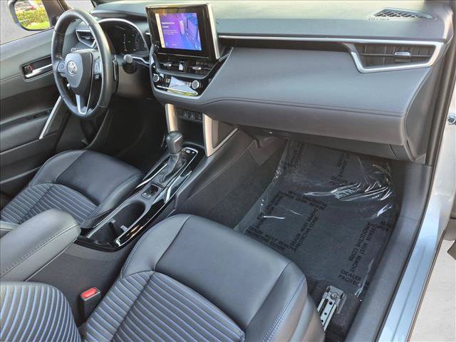 Certified 2023 Toyota Corolla Cross AWD Hybrid w/ Convenience Package image 21