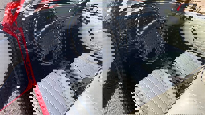 Used 1992 Ford Mustang LX image 15