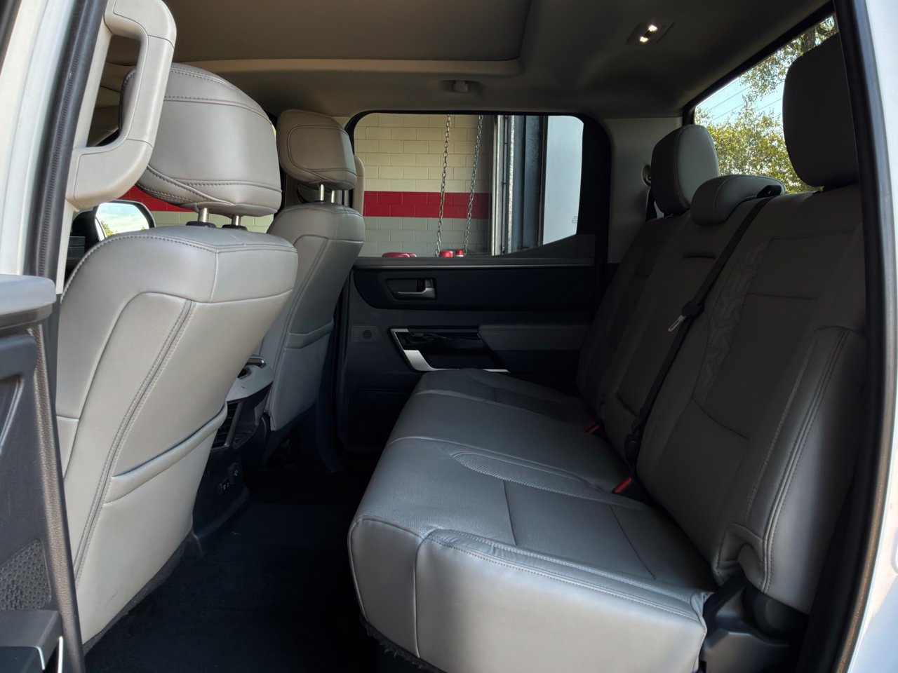 Used 2024 Toyota Tundra Limited AWD/4WD image 15