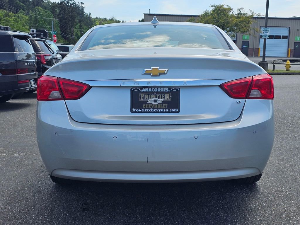 Used 2016 Chevrolet Impala LT w/ Convenience Package FWD image 4
