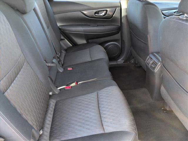 Used 2017 Nissan Rogue S image 20